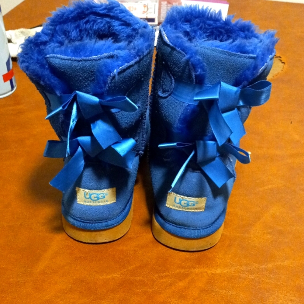 Blu calf high Ugg bootie